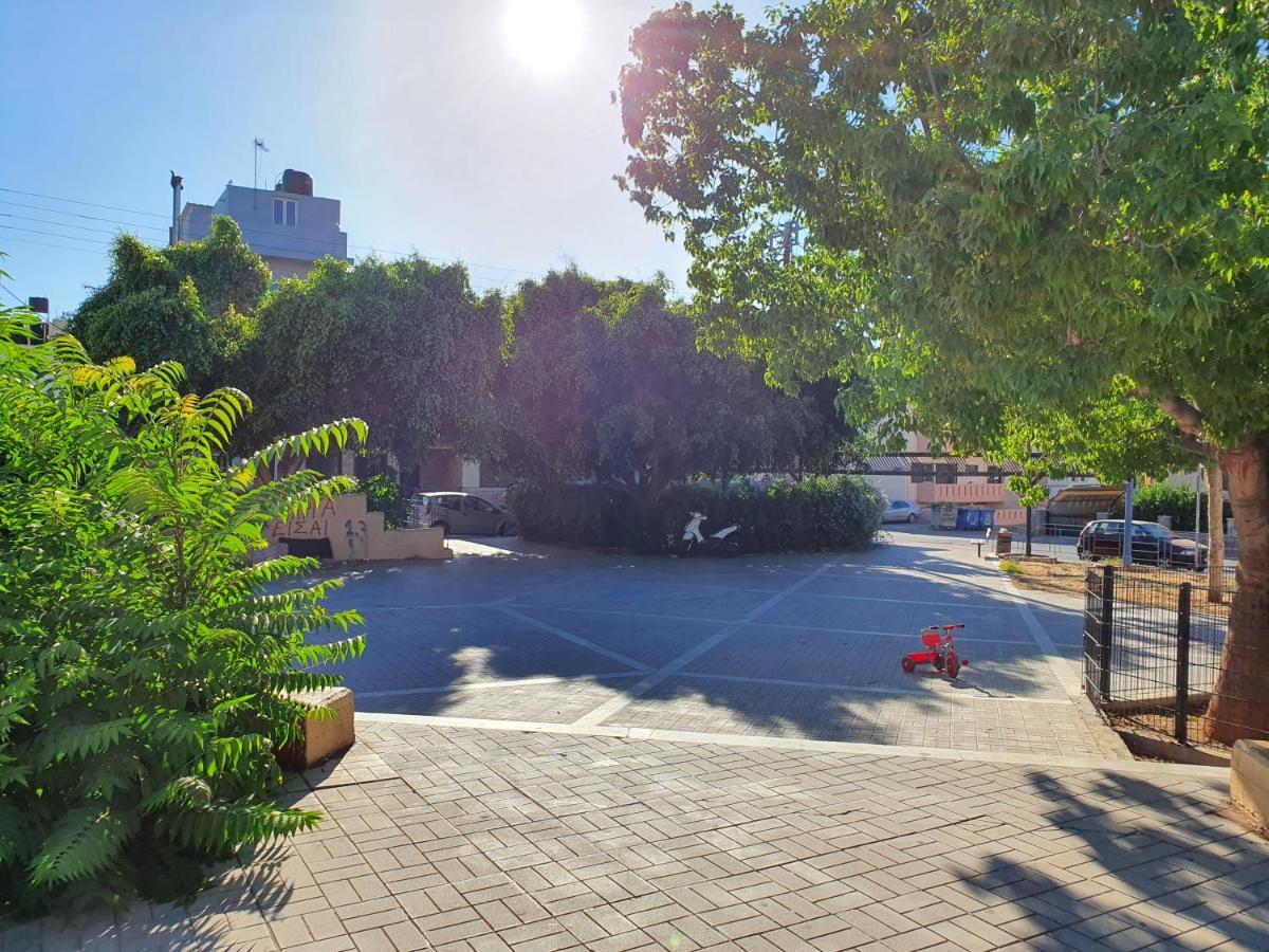 Family Cozy Apartment Heraklion  ภายนอก รูปภาพ
